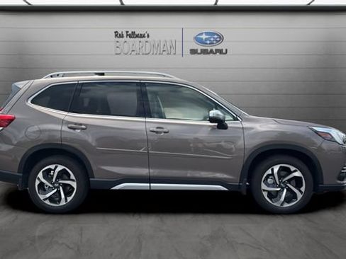 Used 2023 Subaru Forester Touring AWD/4WD image 3