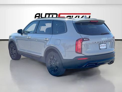 Used 2022 Kia Telluride SX w/ SX Prestige Package AWD/4WD image 5