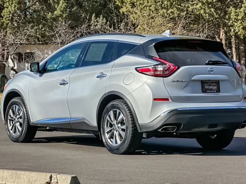 Used 2017 Nissan Murano SV image 6