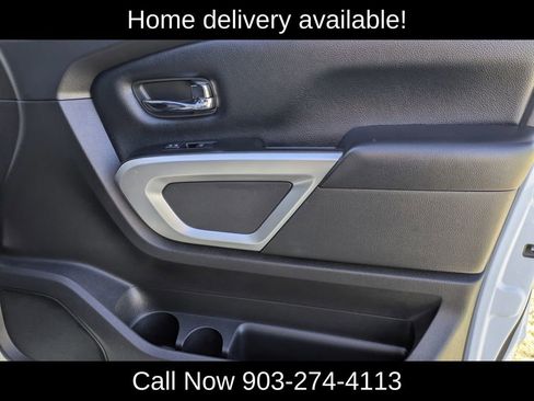 Used 2018 Nissan Titan SV w/ SV Convenience Package image 33