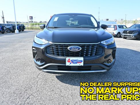New 2026 Ford Escape Active FWD image 10