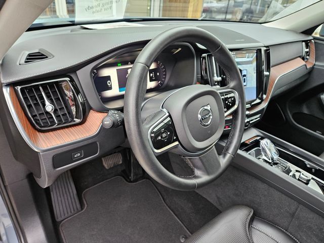 Used 2023 Volvo XC60 B6 Ultimate AWD/4WD image 19