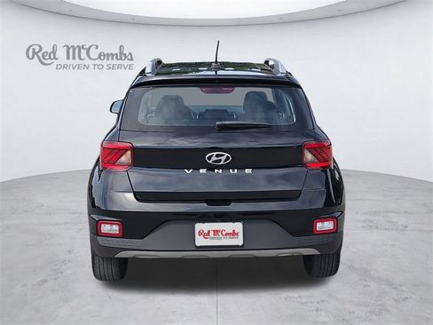 Certified 2024 Hyundai Venue SEL FWD image 5