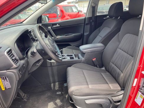 Used 2019 Kia Sportage LX FWD image 10