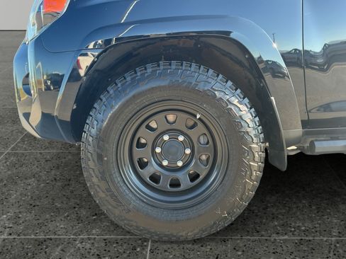 Certified 2020 Toyota 4Runner TRD Off-Road Premium w/ Moonroof Package AWD/4WD image 14