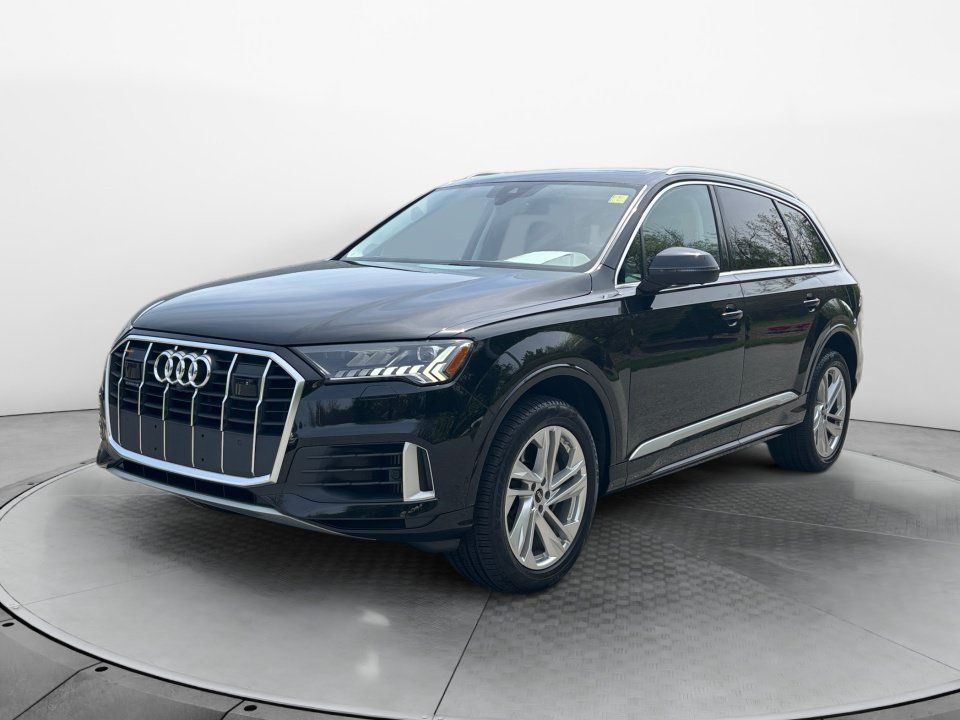 Used 2023 Audi Q7 3.0T Premium Plus w/ Premium Plus Package AWD/4WD image 3