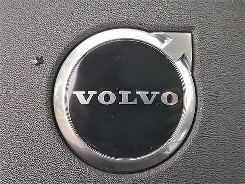 New 2026 Volvo XC90 B6 Ultra image 12