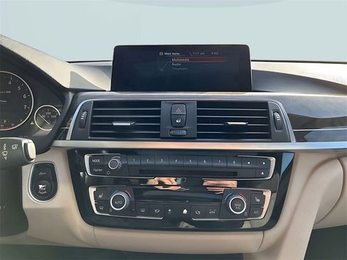 Used 2016 BMW 328i Sedan image 16