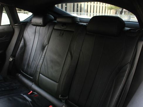 Used 2019 BMW X6 xDrive35i w/ Convenience Package image 17