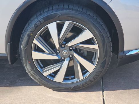 Used 2017 Nissan Murano Platinum w/ Platinum Technology Package image 39