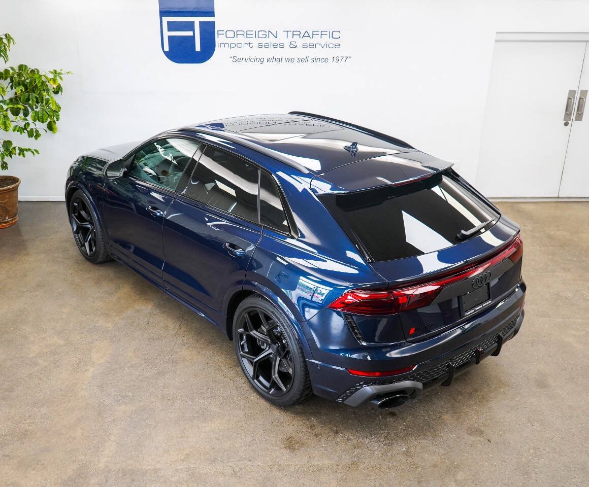 Used 2026 Audi RS Q8 performance AWD/4WD image 24