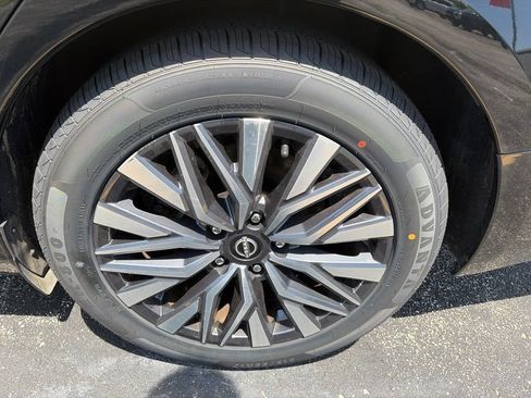 Used 2025 Nissan Altima 2.5 SV FWD image 30
