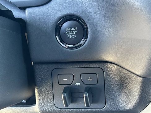 Used 2025 Toyota Tundra Platinum image 23