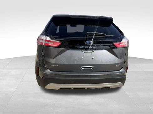 Used 2021 Ford Edge SEL image 8