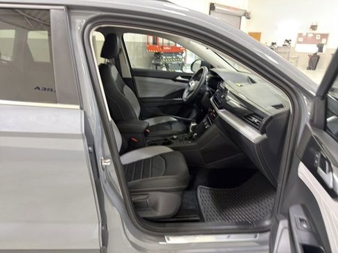 Certified 2024 Volkswagen Taos SEL AWD/4WD image 36