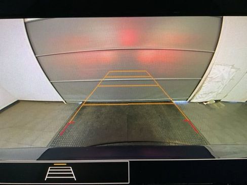Certified 2022 Chevrolet Traverse LS FWD image 18