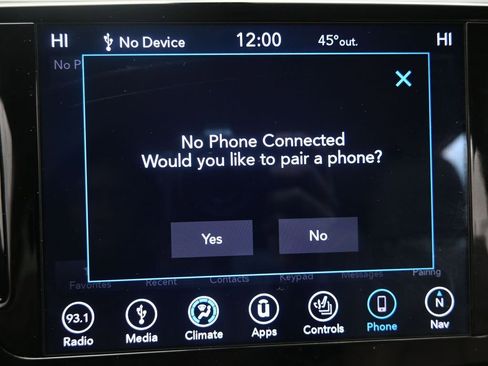 Used 2018 Chrysler Pacifica Touring-L Plus w/ Tire & Wheel Group image 35