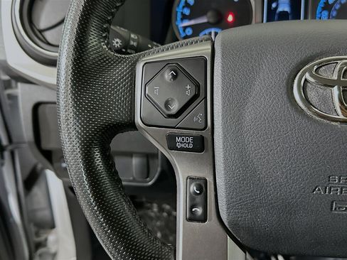 Used 2022 Toyota Tacoma SR5 image 16