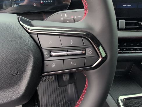 New 2026 Chevrolet Equinox RS w/ LPO, Floor Liner Package image 19