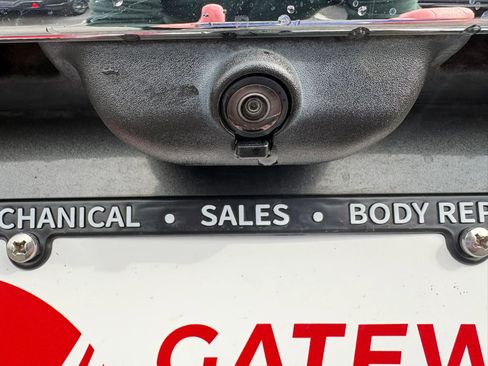 Used 2020 Ford Explorer Limited image 31