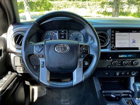 Used 2023 Toyota Tacoma TRD Off-Road image 8