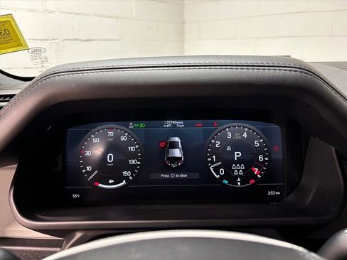 Used 2022 Land Rover Defender 110 XS Edition image 18