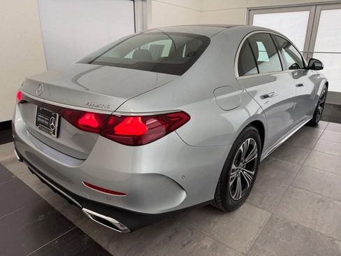 Certified 2024 Mercedes-Benz E 350 4MATIC Sedan image 2