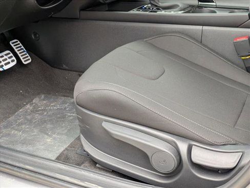 New 2025 Hyundai Elantra SEL image 4