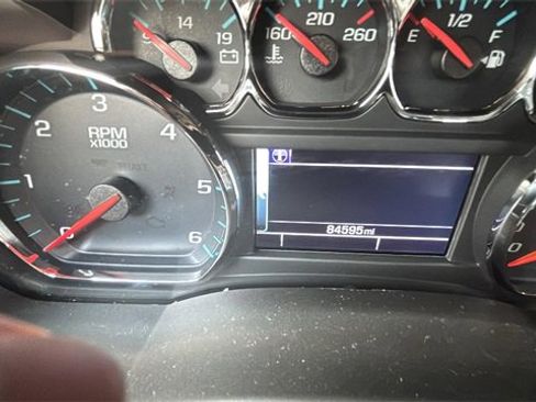 Used 2019 Chevrolet Tahoe LS w/ Max Trailering Package image 9