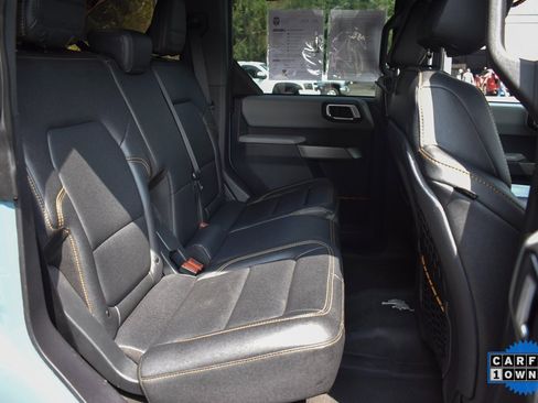 Used 2023 Ford Bronco Badlands image 24