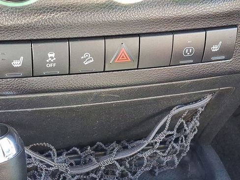 Used 2016 Jeep Wrangler Unlimited Rubicon image 27