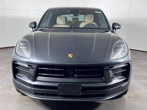 Certified 2026 Porsche Macan AWD/4WD image 10