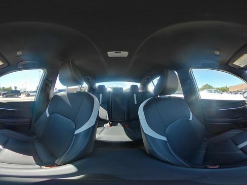 Used 2025 Toyota Camry SE FWD image 41
