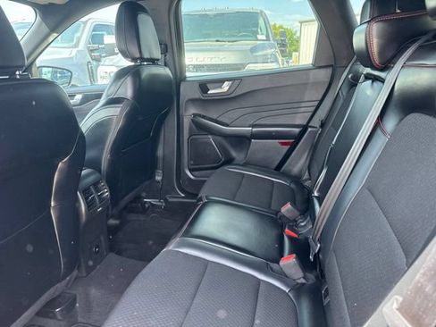 Used 2025 Ford Escape ST-Line AWD/4WD image 18