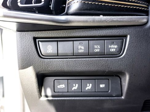 Used 2025 MAZDA CX-90 3.3 Turbo w/ Premium Plus Pkg image 16