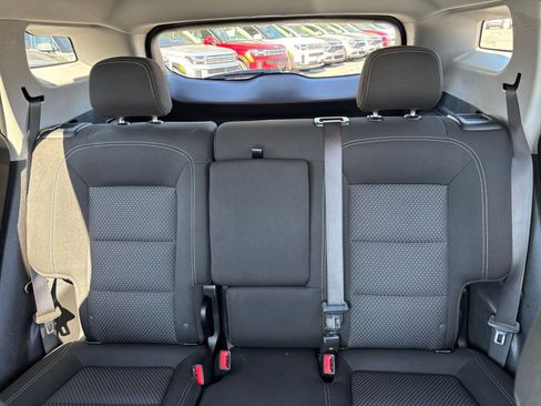 Used 2024 GMC Terrain SLE FWD image 38