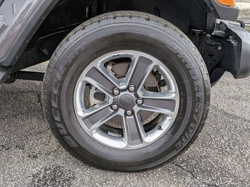 Used 2020 Jeep Wrangler Unlimited Sahara w/ Safety Group image 13