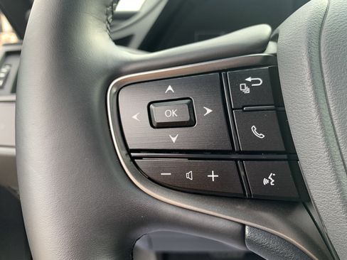 Certified 2025 Lexus ES 350 w/ Premium Package image 19