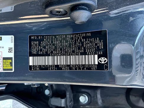 Used 2025 Toyota Corolla SE image 37