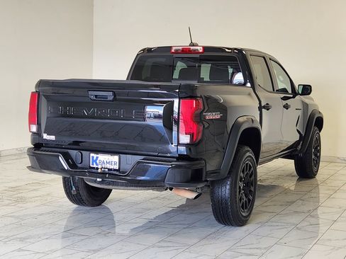 Used 2023 Chevrolet Colorado Trail Boss AWD/4WD image 7