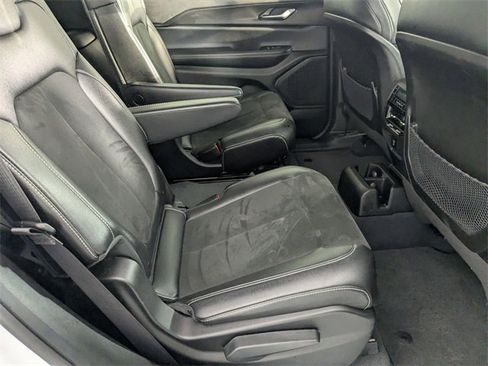 Certified 2023 Jeep Grand Cherokee L Altitude image 32