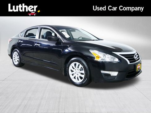 Used 2015 Nissan Altima 2.5 S w/ Power Driver Seat Package image 1