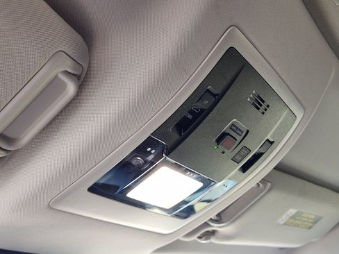 Used 2018 Lexus NX 300h AWD image 37