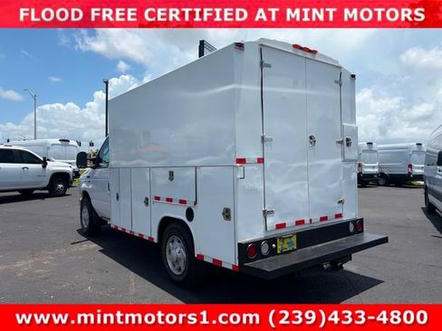 Used 2015 Ford E-350 and Econoline 350 Super Duty w/ Power Windows & Locks Group RWD image 26