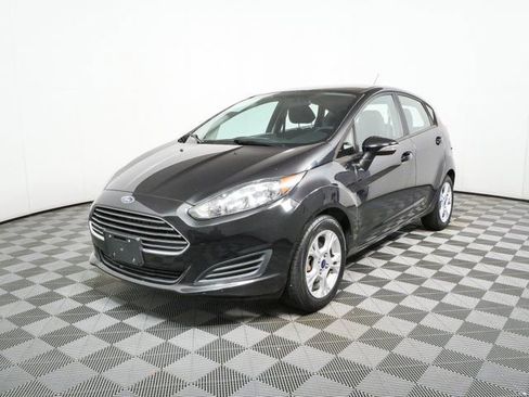 Used 2015 Ford Fiesta SE FWD image 27