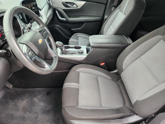 Used 2024 Chevrolet Blazer LT FWD image 12