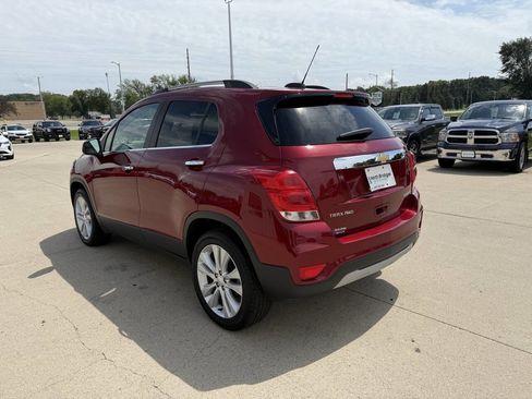 Used 2019 Chevrolet Trax Premier w/ LPO, Cargo Package image 3