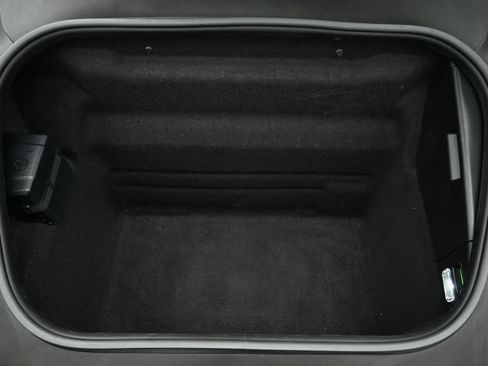 Certified 2025 Porsche 911 Carrera 4 GTS AWD/4WD image 36