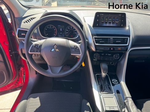 Used 2019 Mitsubishi Eclipse Cross AWD image 15