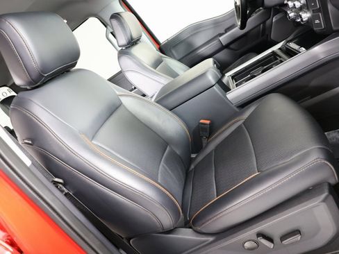 Used 2025 Ford F350 Lariat w/ Chrome Package image 41